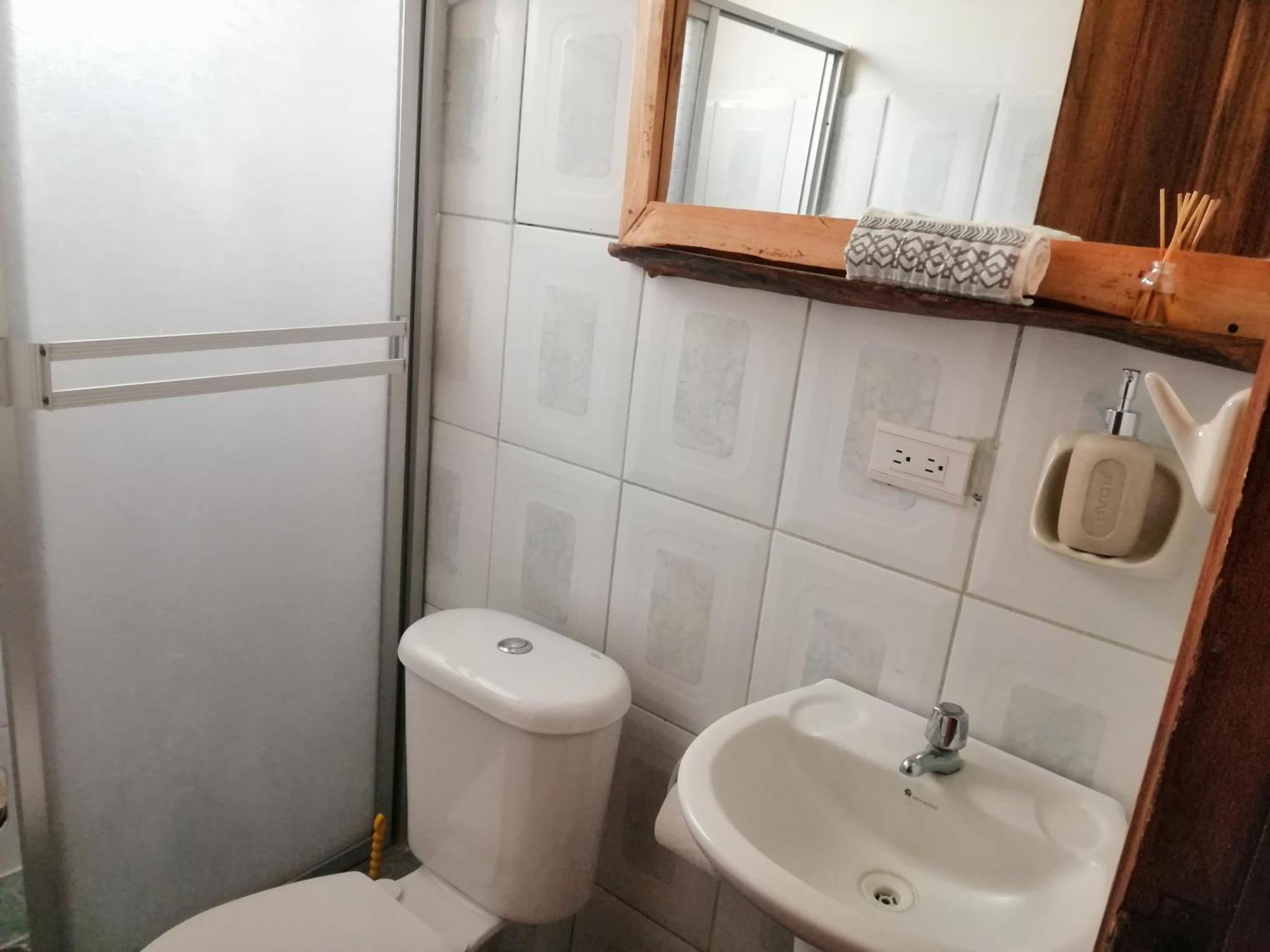 Capybara Home Stay Mindo Exterior foto